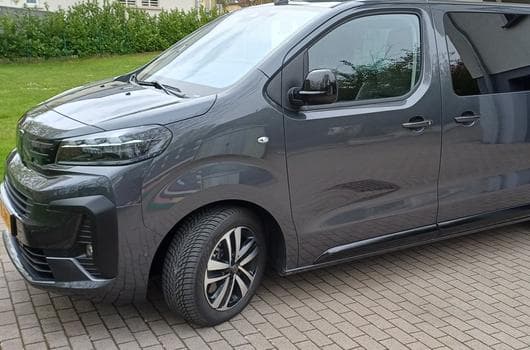 Peugeot Traveller 2.2 Diesel 180 EAT8 Allure L2 (2026) - Photo 9