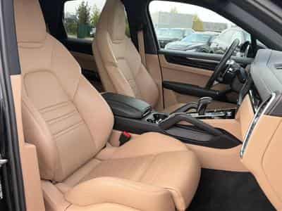 Porsche CAYENNE (9YA) 3.0 V6 462 E-HYBRID PLATINUM EDITION (2023) - Photo 15