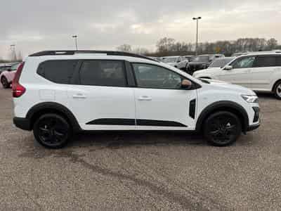 Dacia JOGGER 1.0 TCE 110 EXTREME 7 PLACES (2025) - Photo 4