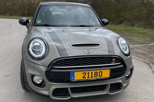 Mini Cooper Cooper S (2018) - Photo 11