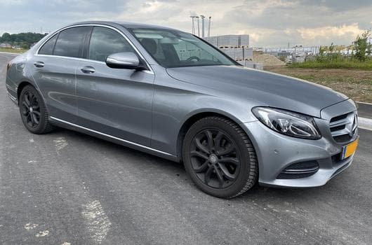 Mercedes C 220 W205 BlueTec (2015) - Photo 4