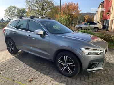 Volvo XC60 2.0 T8 Twin Engine R-Design eAWD Geartronic (2018) - Foto 4