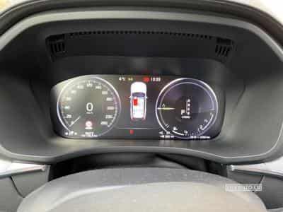 Volvo XC60 2.0 T8 Twin Engine R-Design eAWD Geartronic (2018) - Foto 6