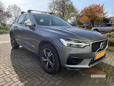 Volvo XC60 2.0 T8 Twin Engine R-Design eAWD Geartronic (2018) - Foto 7