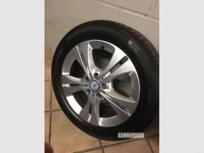 Felgen und Reifen – 17" - Foto 1