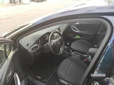 Opel Astra 1.4 Turbo 120 Years Edition (2019) - Photo 6