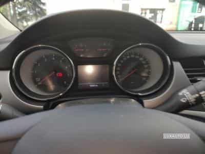 Opel Astra 1.4 Turbo 120 Years Edition (2019) - Photo 8