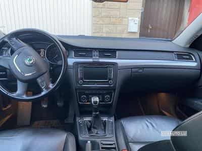 Skoda Superb 1.8 TSi (2009) - Foto 2