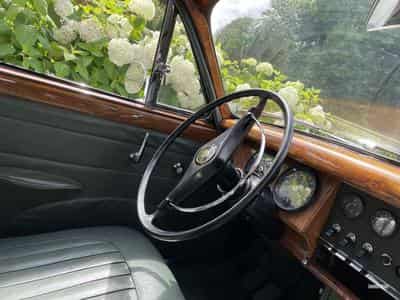 Jaguar MK II 3.4 (1970) - Photo 8