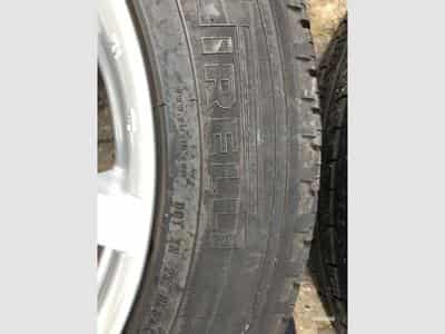 Felgen und Reifen – 20" - Foto 6