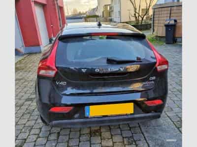 Volvo V40 2.0 D2 120 (2015) - Photo 2