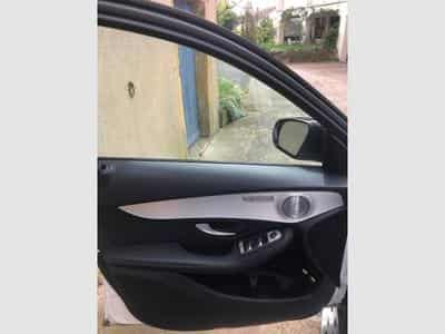 Mercedes GLC 300 300e AMG Line 4Matic 9G-Tronic (2020) - Photo 5