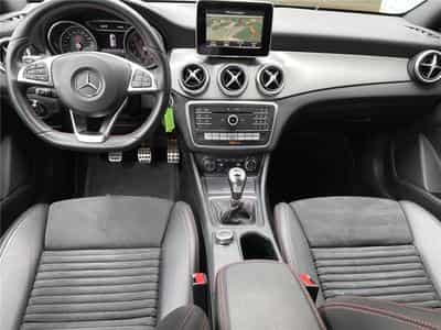 Mercedes CLA 180 180i 122 CV SHOOTING BRAKE AMG GPS CLA (2016) - Photo 3