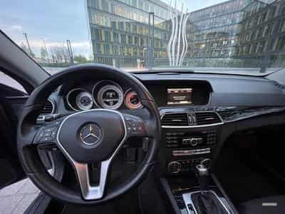 Mercedes C 180 Coupé 180 7G-Tronic (2013) - Foto 3