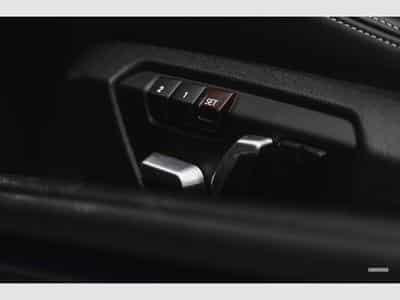 BMW M4 Coupé 3.0 Competition Pack DKG (2019) - Photo 12