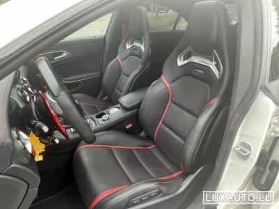 Mercedes CLA 45 AMG 45 AMG 4Matic 7G-DCT (2016) - Foto 3