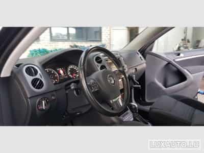 VW Tiguan 2.0 Tdi 177 R-Line 4Motion DSG (2015) - Photo 2