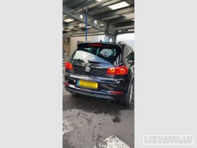 VW Tiguan 2.0 Tdi 177 R-Line 4Motion DSG (2015) - Photo 3