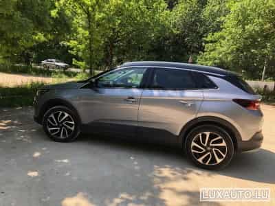 Opel Grandland X Innovation 1.2 Turbo ECOTEC Manuelle 6 Start/Stop 130 ch (2018) - Photo 2