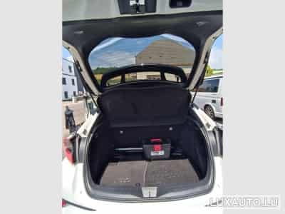 Toyota C-HR 122H CULT 2WD E-CVT (2019) - Photo 4