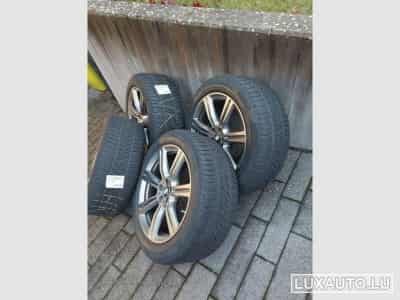 Felgen und Reifen - Foto 2