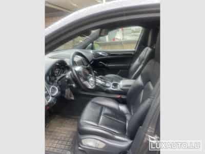 Porsche Cayenne (2015) - Photo 3