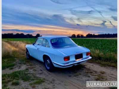 Alfa-Romeo GT Junior (1970) - Photo 2