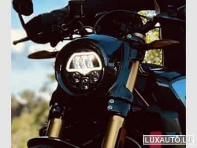 Indian FTR FTR 1200 Carbon R (2022) - Foto 4