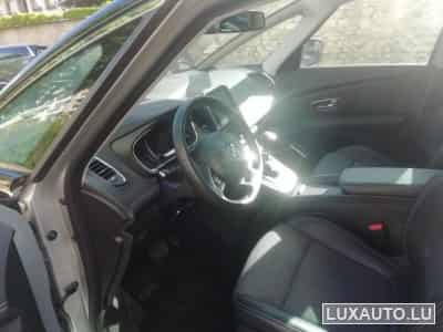 Renault Grand Scenic Intens (2021) - Photo 15