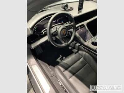 Porsche Taycan 4S Cross Turismo (2022) - Photo 4