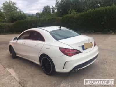 Mercedes CLA 220 AMG-Line (2016) - Foto 2