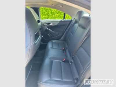 Mercedes CLA 220 AMG-Line (2016) - Foto 6