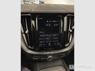 Volvo XC60 R Design (2021) - Photo 8