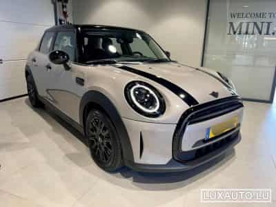 Mini Cooper (2023) - Photo 1