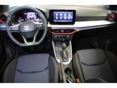 Seat Arona FR (2023) - Photo 2