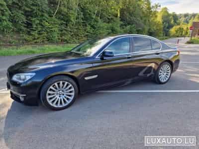 BMW 730 (2012) - Photo 2