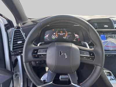 DS Automobiles DS7 E-Tense 300 Performance Line + (2023) - Foto 14