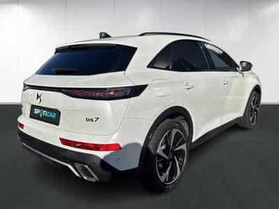DS Automobiles DS7 E-Tense 300 Performance Line + (2023) - Foto 4