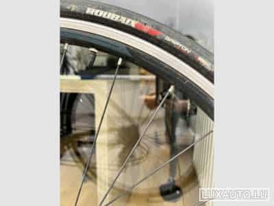 autre S4 Refer to product page for standard specifications (https://w (1970) - Photo 4