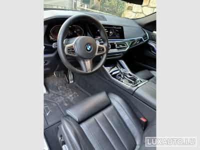 BMW X6 BMW X6 M50i (2020) - Photo 5