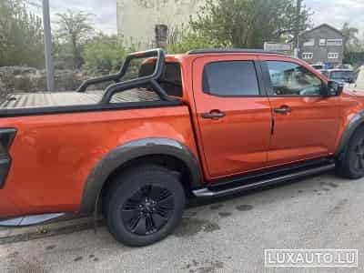 Isuzu D-Max V-CROSS (2021) - Photo 10