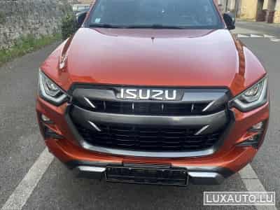 Isuzu D-Max V-CROSS (2021) - Photo 2