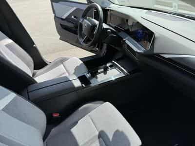 Opel Astra L Elegance (2022) - Foto 10