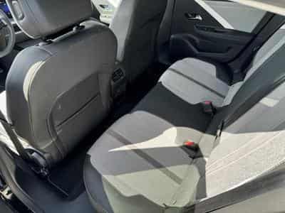 Opel Astra L Elegance (2022) - Foto 9