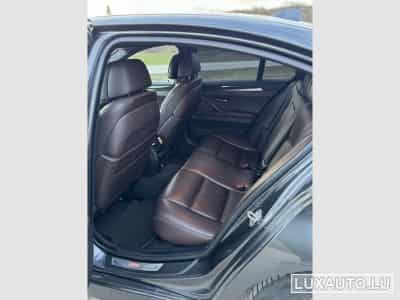 BMW 520 Luxury Line (2016) - Photo 9