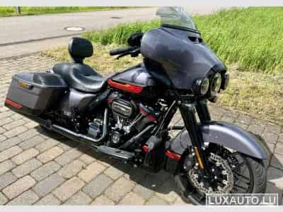 Harley-Davidson CVO Street Glide 117 cui (2020) - Foto 1
