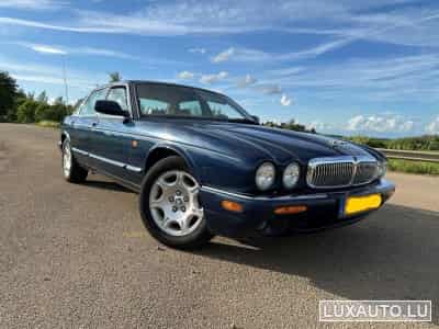 Jaguar XJ8 Sovereign Sport (2001) - Photo 2