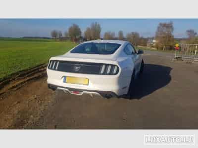 Ford Mustang 2.3l EcoBoost 317cv (2017) - Photo 2