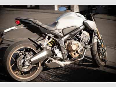 Honda CBR Liquid grey (2021) - Photo 1