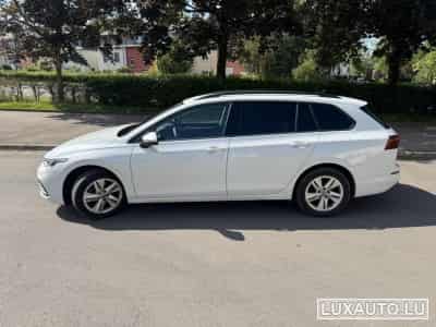 VW Golf 8 (2021) - Photo 1